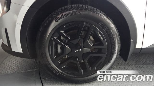 Kia Sorento 2024 — ფოტო 27/36