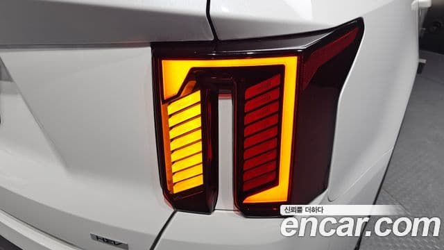 Kia Sorento 2024 — ფოტო 28/36