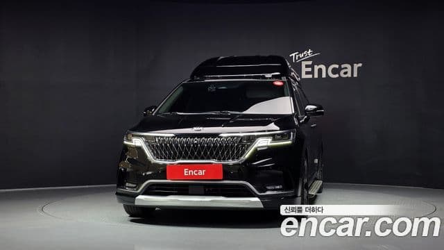 Kia Carnival 2021 — Фото 3/20