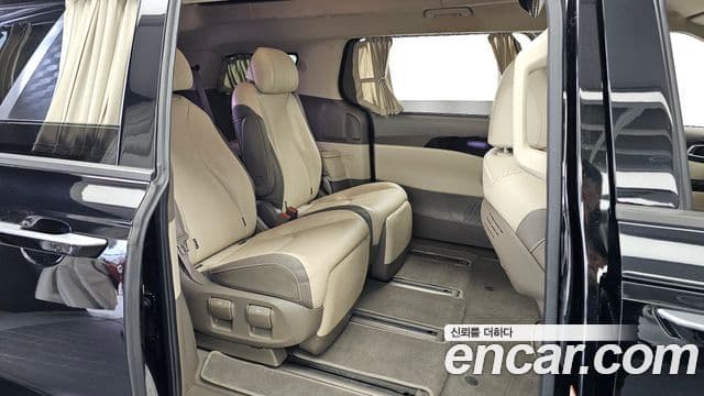 Kia Carnival 2021 — Фото 12/20