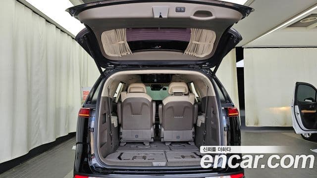 Kia Carnival 2021 — Фото 20/20