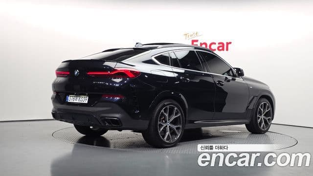 BMW X6 2020 — Photo 9/20