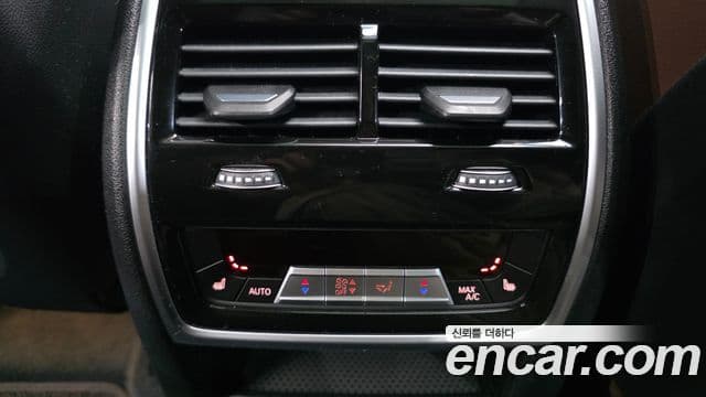 BMW X6 2020 — Photo 16/20