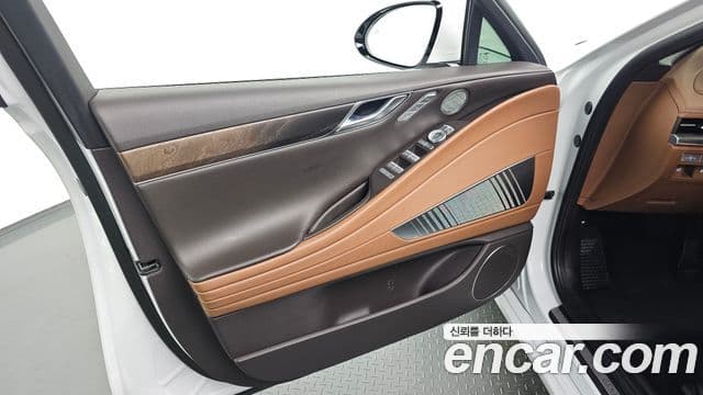 Genesis G80 2022 — Şəkil 15/33