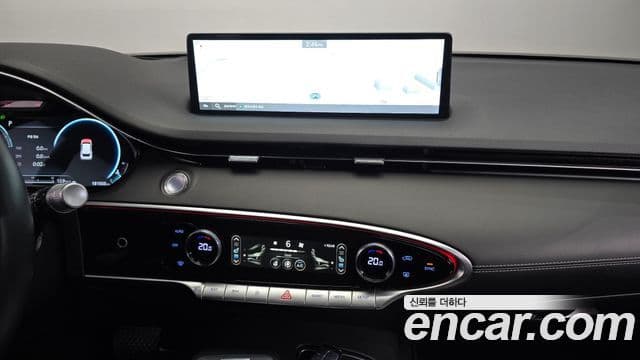 Genesis GV70 2021 — ფოტო 4/20