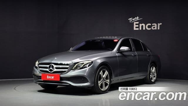 Mercedes-Benz E-Class 2018 — Şəkil 9/34
