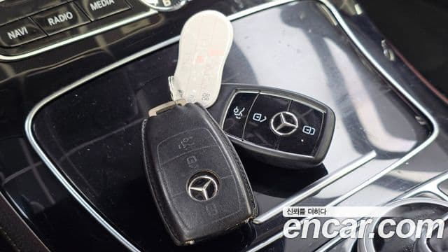 Mercedes-Benz E-Class 2018 — Şəkil 14/34