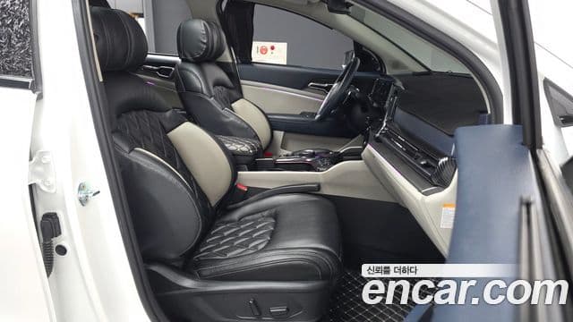 Kia Sportage 2022 — Фото 11/20