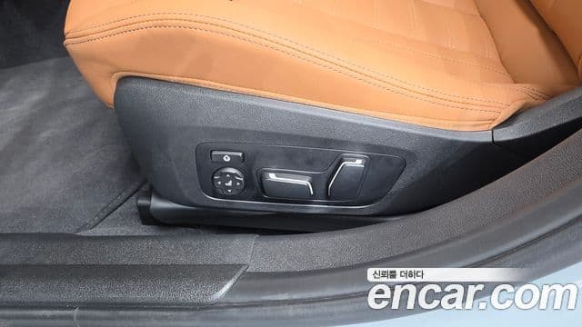 BMW 3 Series 2024 — Photo 22/38