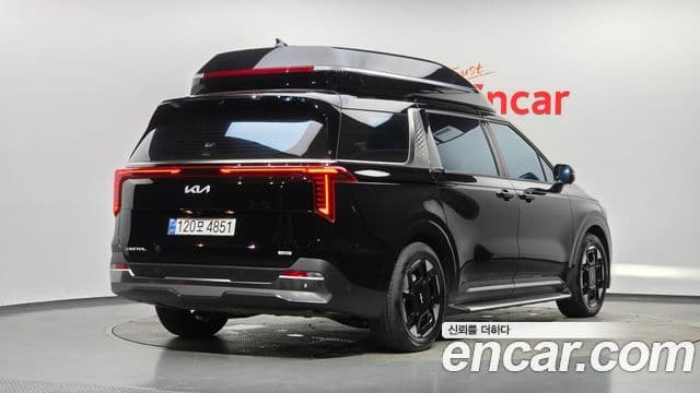 Kia Carnival 2024 — Фото 2/20