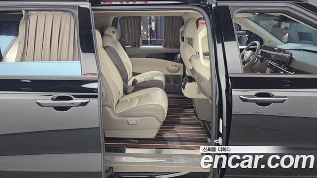 Kia Carnival 2024 — Фото 11/20