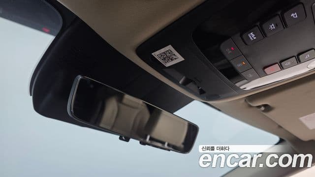 Kia Carnival 2024 — Фото 17/20