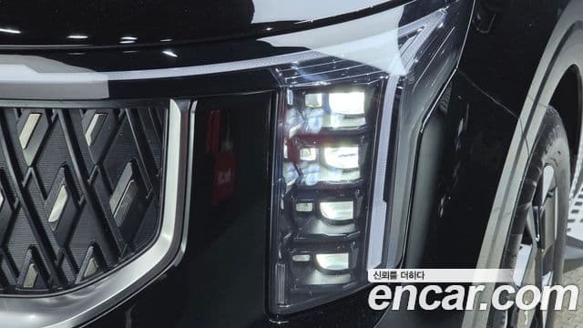 Kia Carnival 2024 — ფოტო 10/37