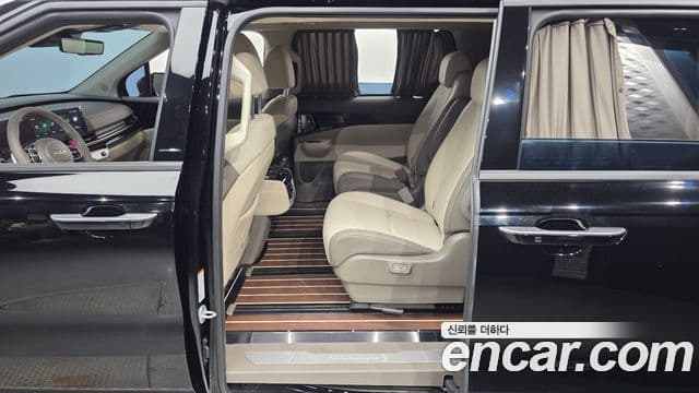 Kia Carnival 2024 — ფოტო 5/37