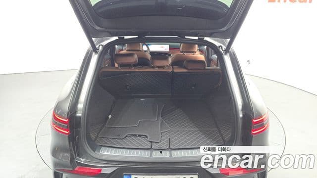 Genesis GV70 2024 — ფოტო 31/33