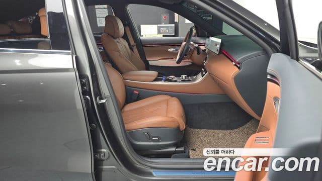 Genesis GV70 2024 — ფოტო 12/33