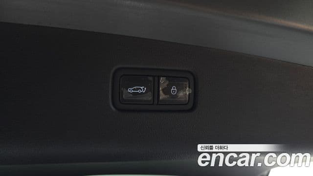 Genesis GV70 2024 — ფოტო 15/33
