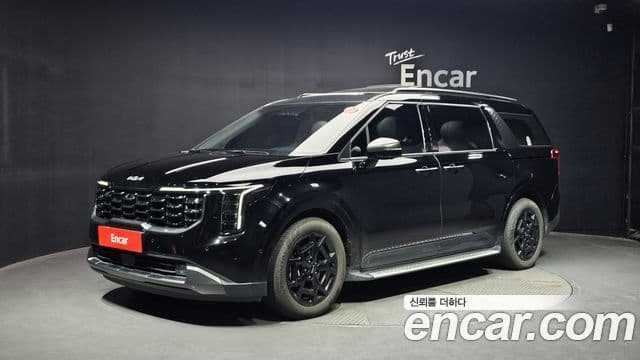 Kia Carnival 2024 — Фото 1/20