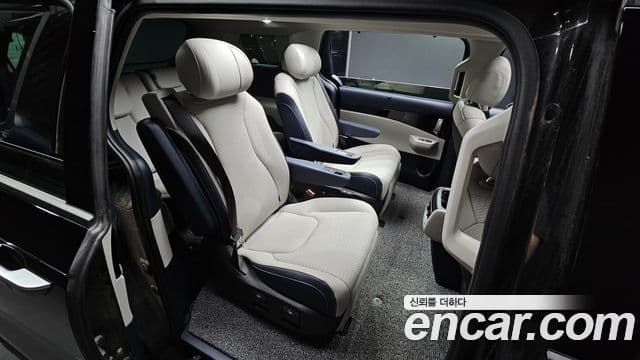 Kia Carnival 2024 — Фото 11/20