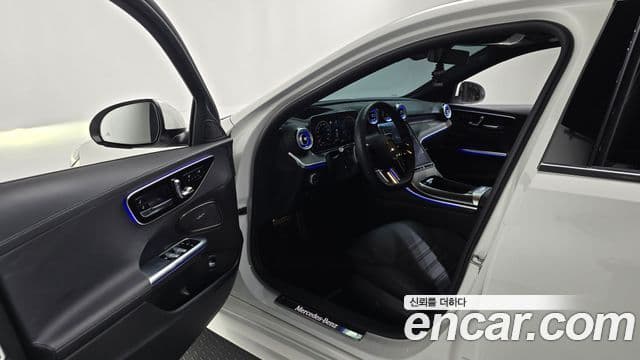 Mercedes-Benz C-Class 2022 — ფოტო 33/33