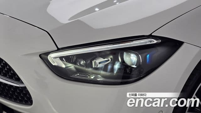 Mercedes-Benz C-Class 2022 — ფოტო 3/33