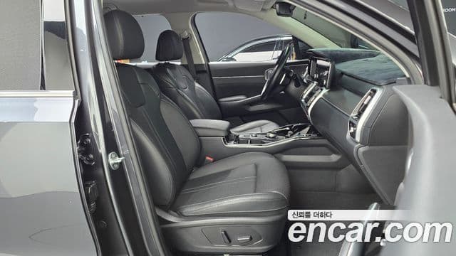 Kia Sorento 2021 — Photo 14/31