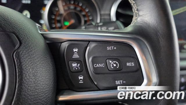 Jeep Wrangler 2021 — ფოტო 6/29