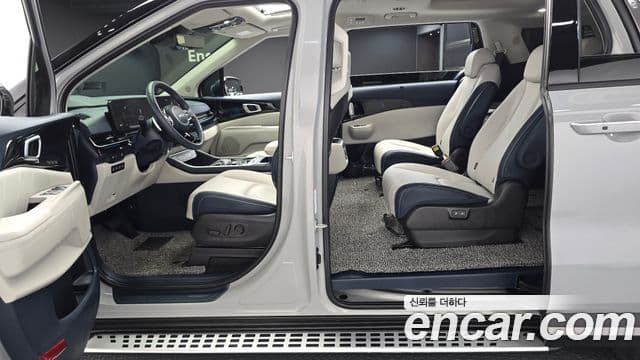 Kia Carnival 2024 — Фото 11/20