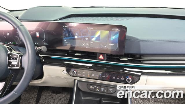 Kia Carnival 2024 — Фото 15/20