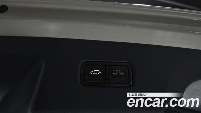 Kia Carnival 2024 — Фото 16/20