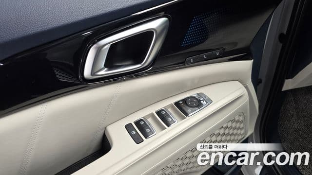 Kia Carnival 2024 — Фото 19/20