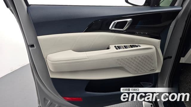 Kia Carnival 2024 — ფოტო 9/32