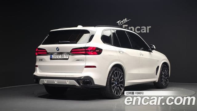 BMW X5 2023 — Photo 6/32