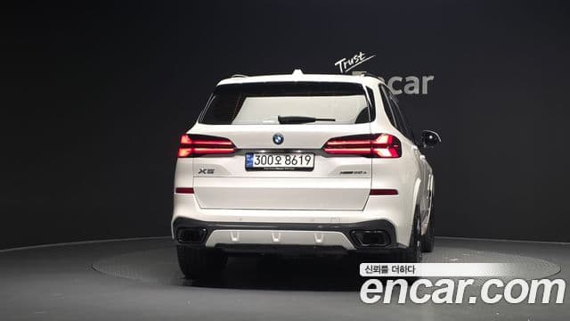 BMW X5 2023 — Photo 12/32