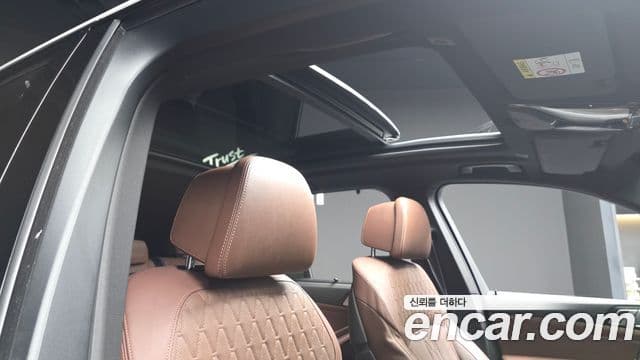 BMW X5 2023 — Photo 25/32