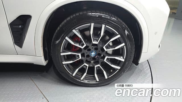 BMW X5 2023 — Photo 11/32