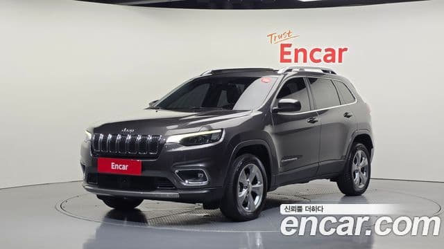 Jeep Cherokee 2021 — Photo 3/20