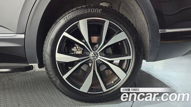 Volkswagen Atlas 2025 — Şəkil 17/38