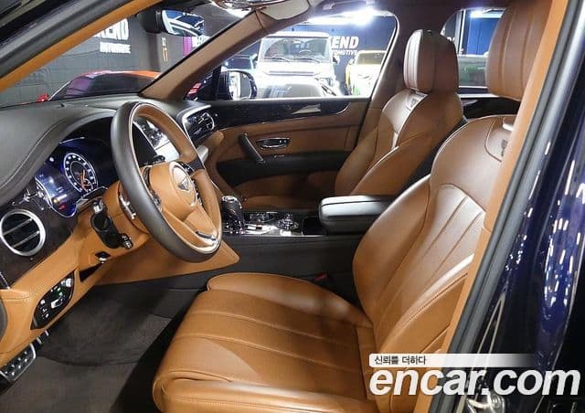 Bentley Bentayga 2020 — Photo 4/20