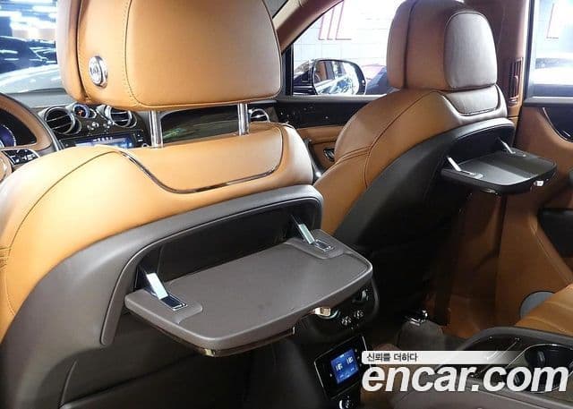 Bentley Bentayga 2020 — Photo 10/20