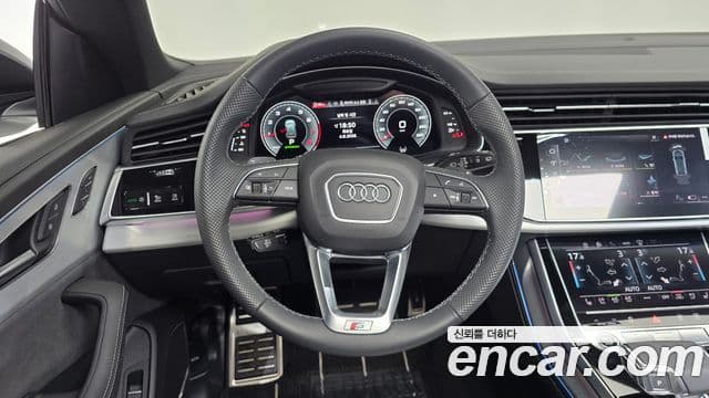 Audi Q8 2026 — Şəkil 23/36