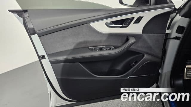 Audi Q8 2026 — Şəkil 19/36