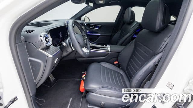 Mercedes-Benz GLC-Class 2025 — Photo 18/19