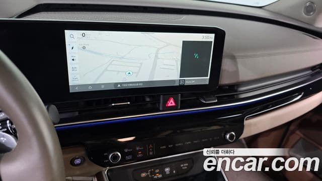 Kia Carnival 2024 — Фото 14/20