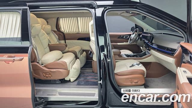 Kia Carnival 2024 — Şəkil 36/39