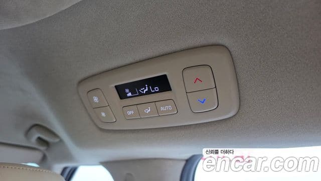 Kia Carnival 2024 — Şəkil 28/39
