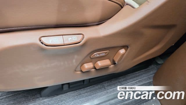 Kia Carnival 2024 — Şəkil 22/39