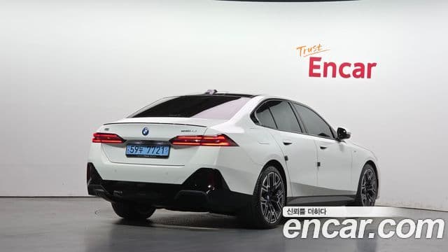 BMW i5 2024 — ფოტო 4/36