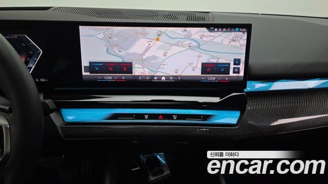BMW i5 2024 — ფოტო 15/36