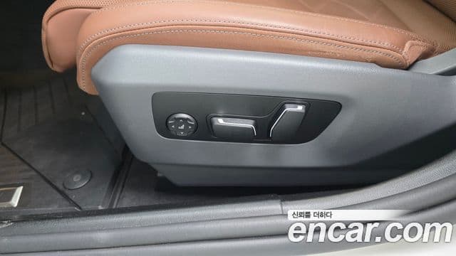 BMW i5 2024 — ფოტო 21/36